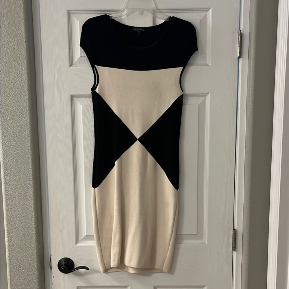INTERMIX Black and Cream Sleeveless Bodycon Mini